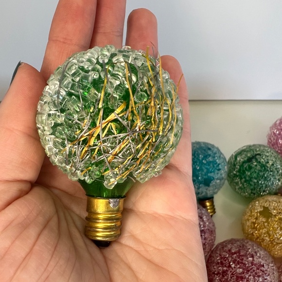 1960’s Christmas Ice Glo Frosted Sugar Bulbs RARE ALL WORK Large Lot of 31 - Picture 15 of 15